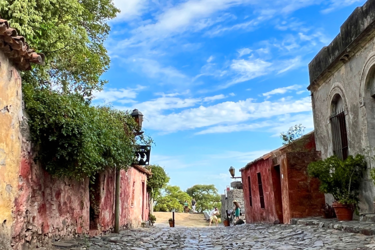 O  que fazer em 1 dia em Colonia del Sacramento Colônia do Sacramento, uma joia…