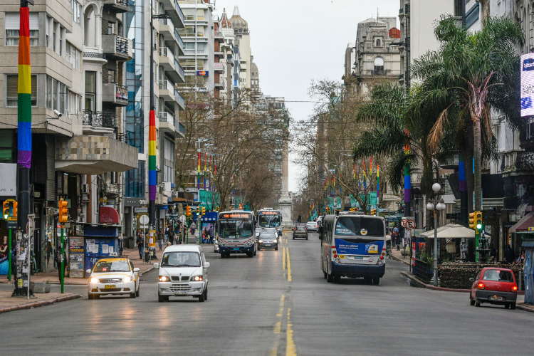 Principais Ruas e Avenidas de Montevidéu: Explore a Cidade em Grande Estilo Montevidéu, a charmosa…