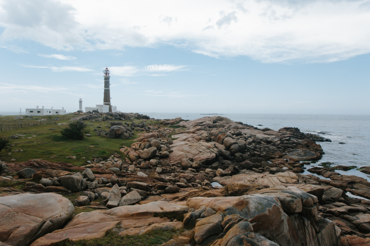 O Uruguai é um destino perfeito para os amantes da natureza. Embora o país seja…
