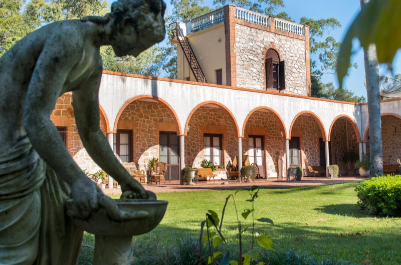 Varela Zarranz: Uma Vinícola com Vista para o Rio