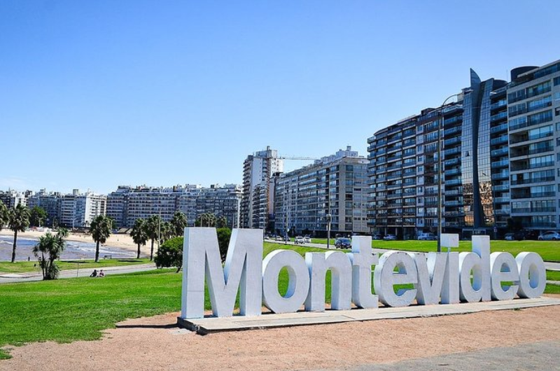 Viajar para Montevidéu é mergulhar em uma cidade vibrante, cheia de história, cultura e paisagens…